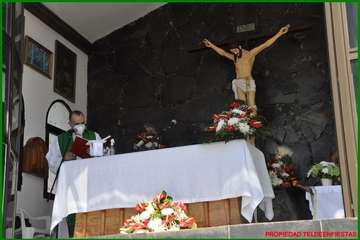 La playa de Ojos de Garza celebra el día grande de sus fiestas con misa y procesión/Agustin Cabrera/TF.